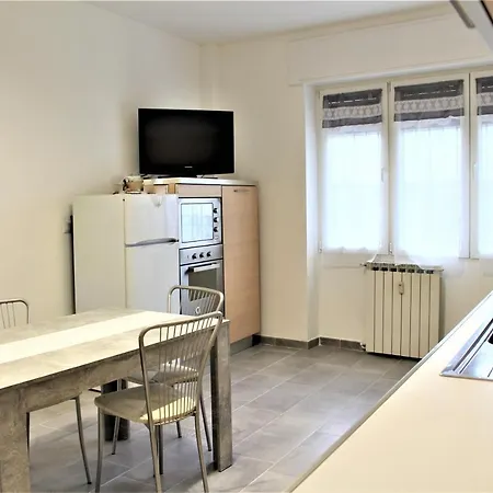 Ls-house - In The Heart Of Apartment