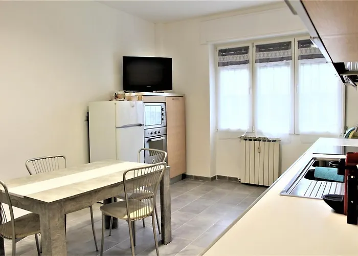 Ls-house - In The Heart Of Apartment