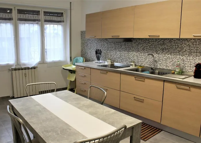 Ls-house - In The Heart Of Apartment *